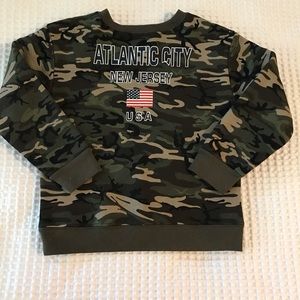 Army green camo sweater boys size 5T pullover